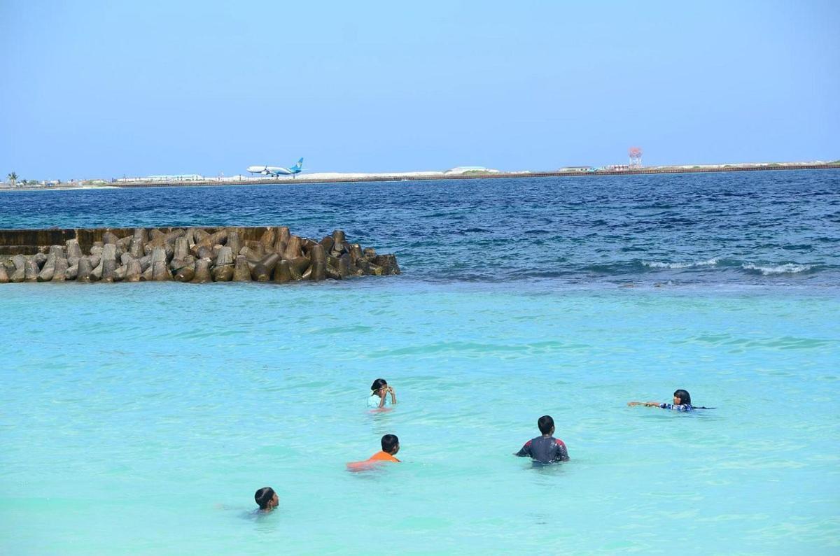 Hotel The Grand View Malé Esterno foto