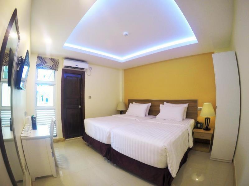 Hotel The Grand View Malé Esterno foto