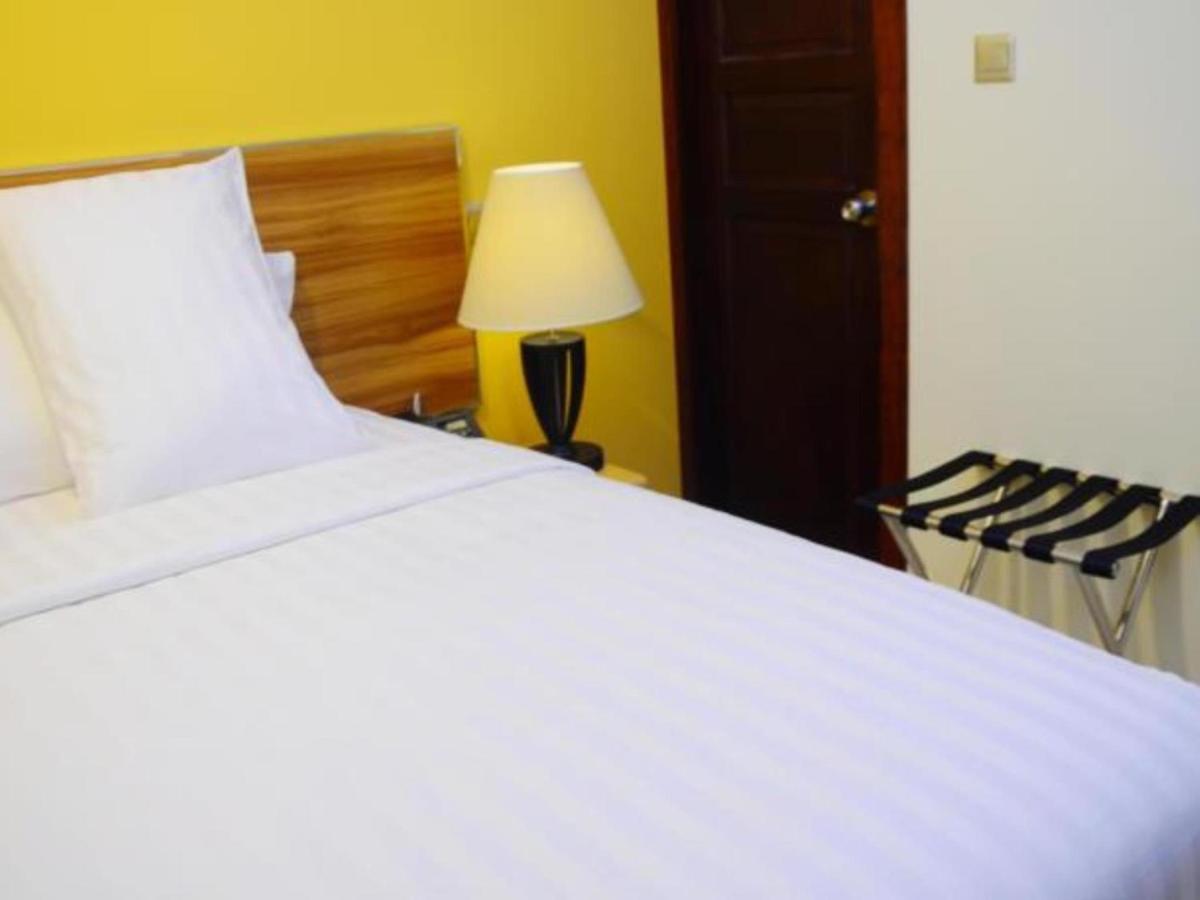 Hotel The Grand View Malé Esterno foto